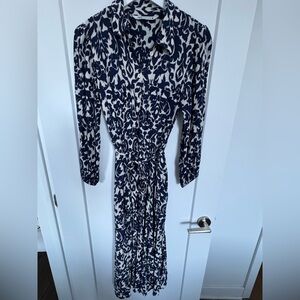 Zara Navy and White Long Sleeve Dress